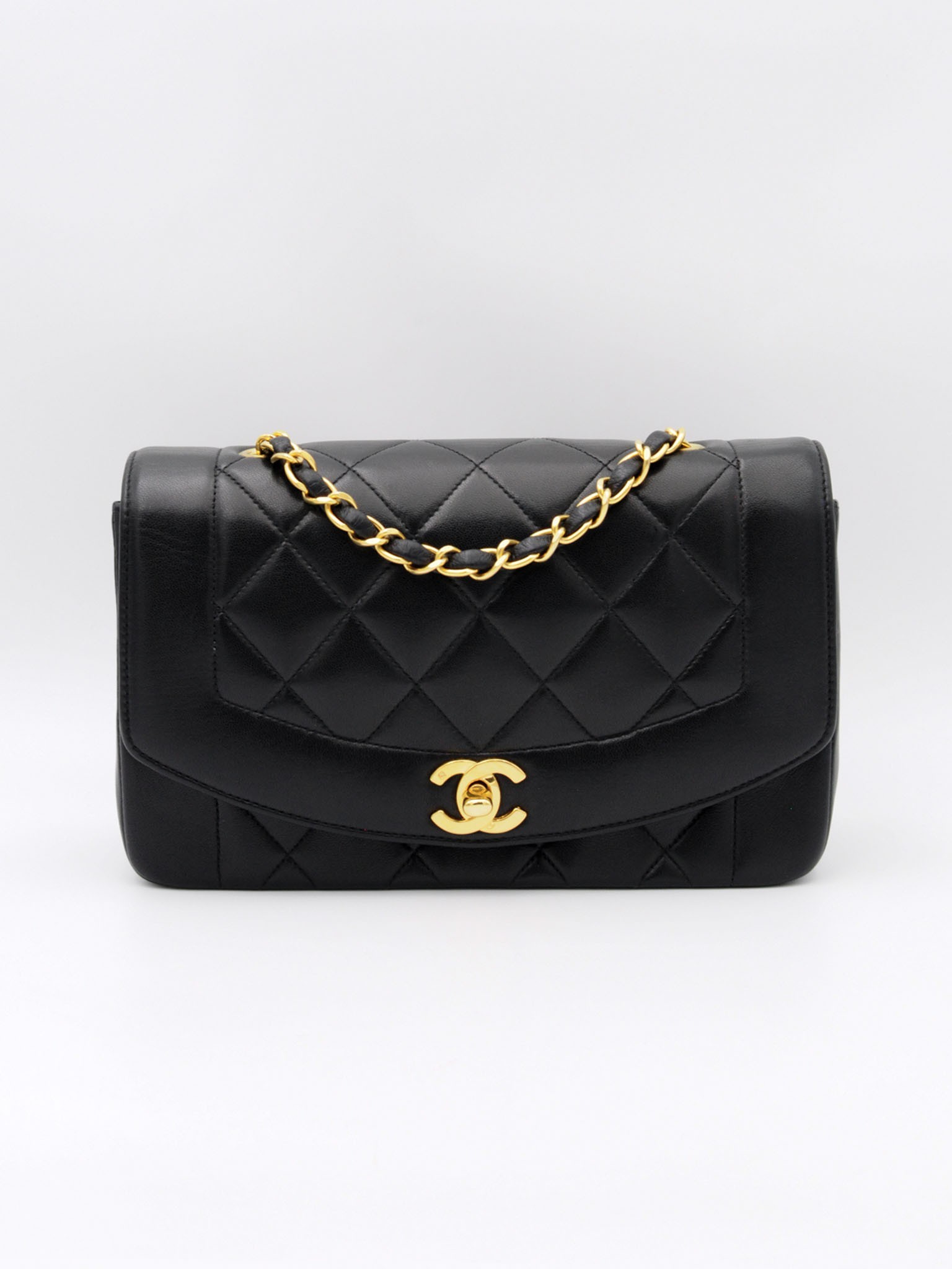 Chanel Diana Small bag