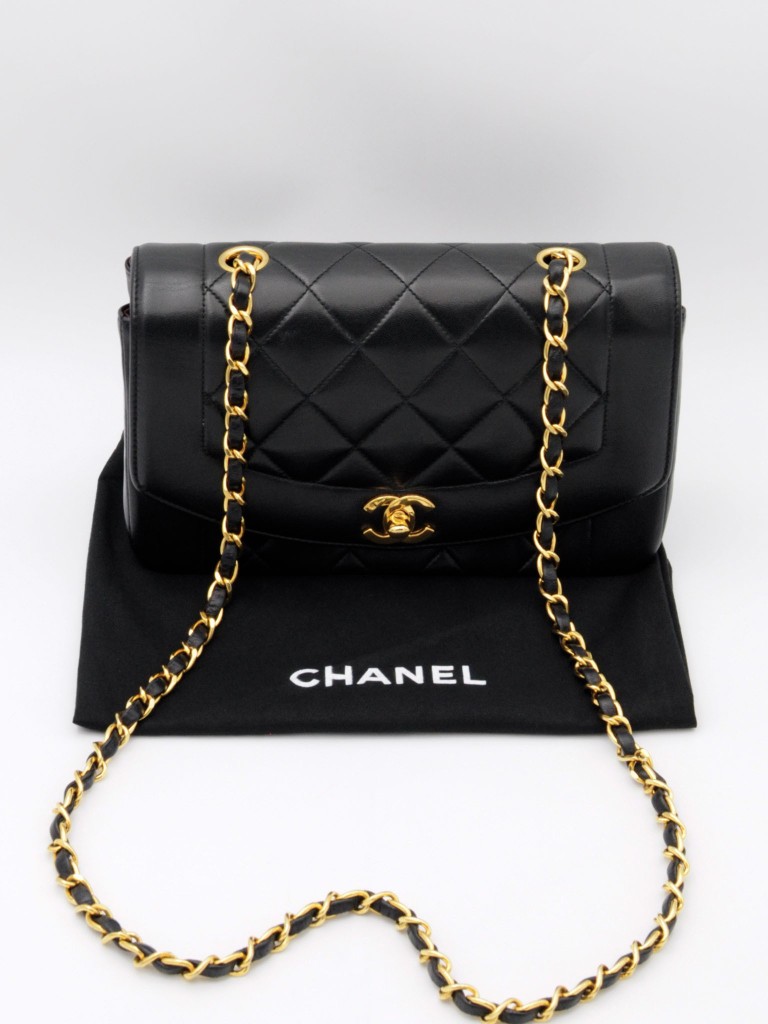Chanel Diana Small torebka