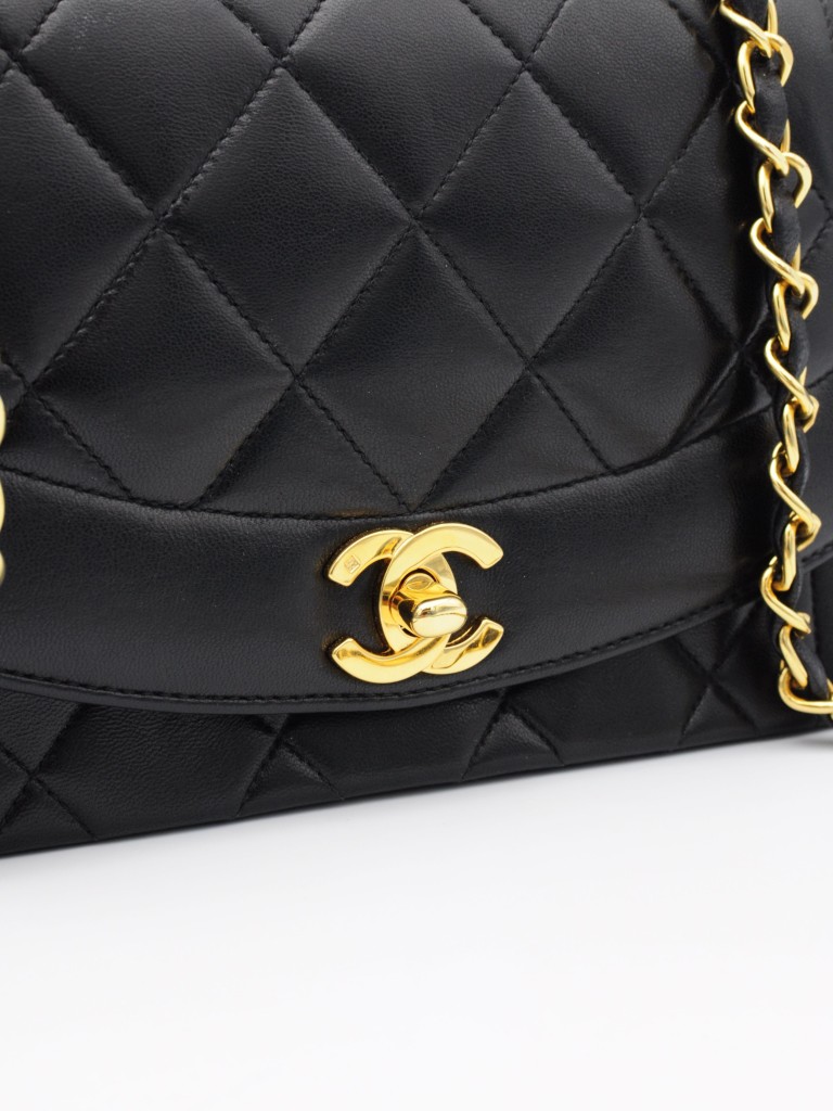 Chanel Diana Small bag