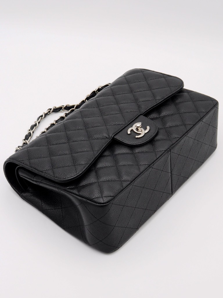 Chanel Classic Jumbo Double Flap bag