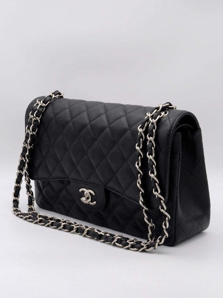 Chanel Classic Jumbo Double Flap bag