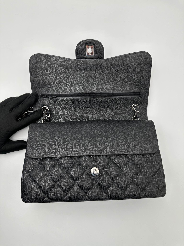 Chanel Classic Jumbo Double Flap torebka
