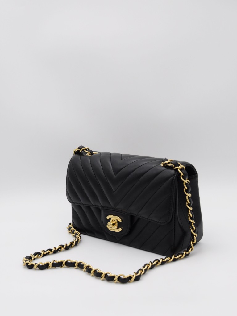 Chanel Classic Mini torebka