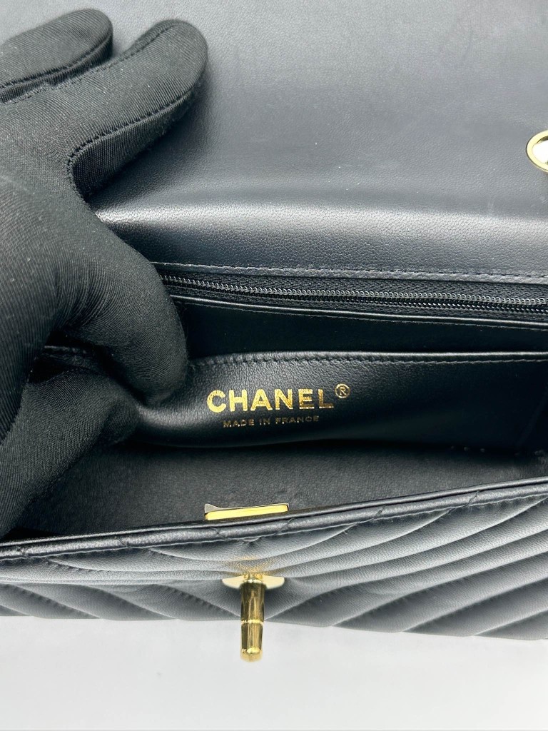 Chanel Classic Mini torebka