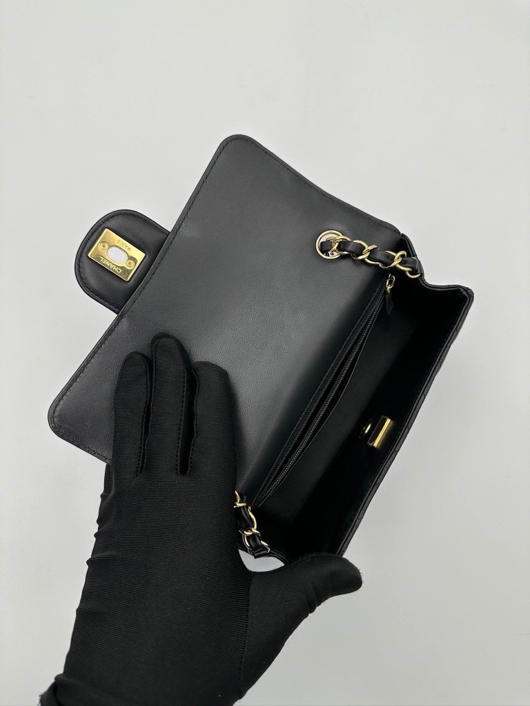 Chanel Classic Mini bag
