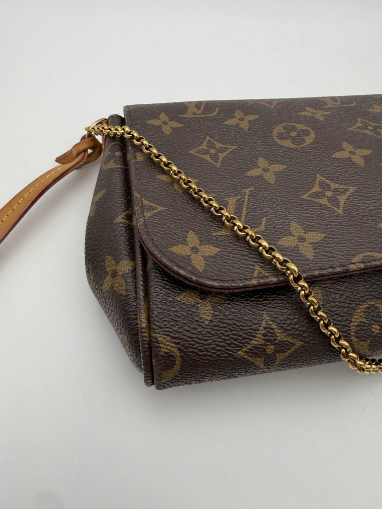 LOUIS VUITTON Favorite MM bag