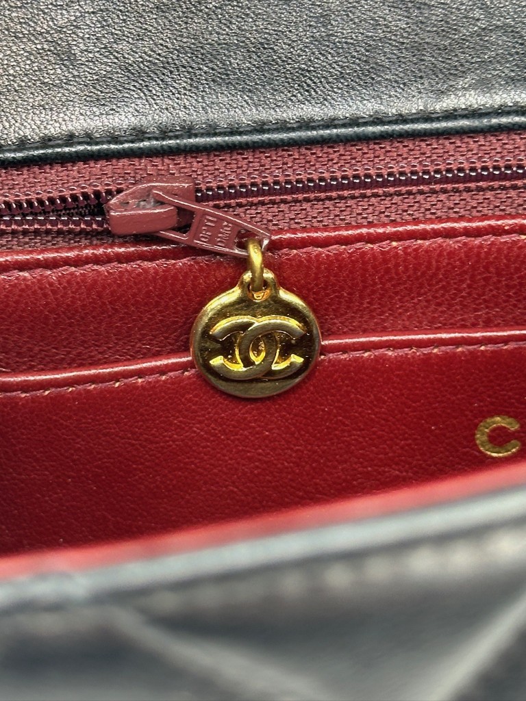 Chanel Diana Small torebka