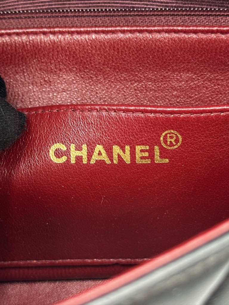 Chanel Diana Small torebka