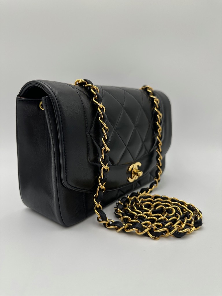 Chanel Diana Small bag