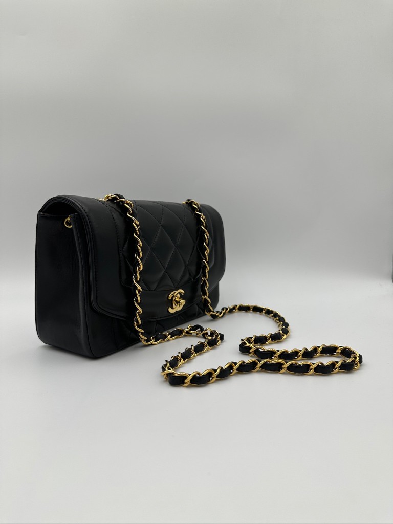 Chanel Diana Small bag