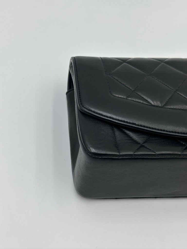 Chanel Diana Small torebka