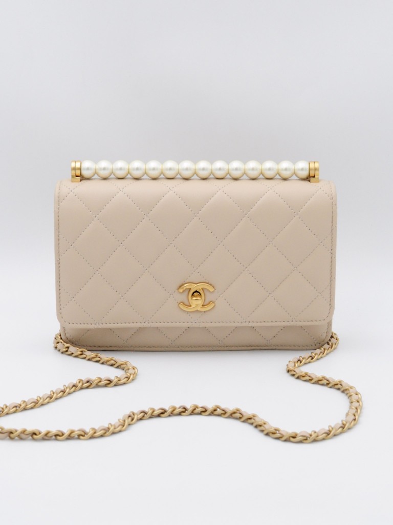 Chanel Wallet on Chain