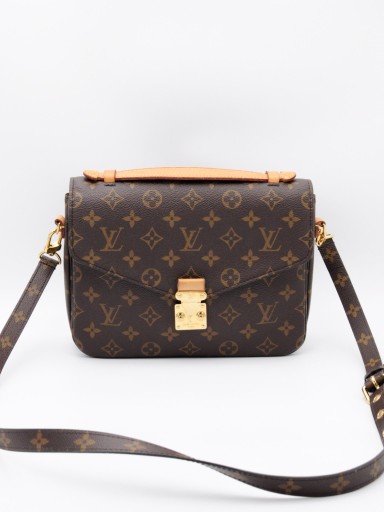 Louis Vuitton Pochette Metis bag
