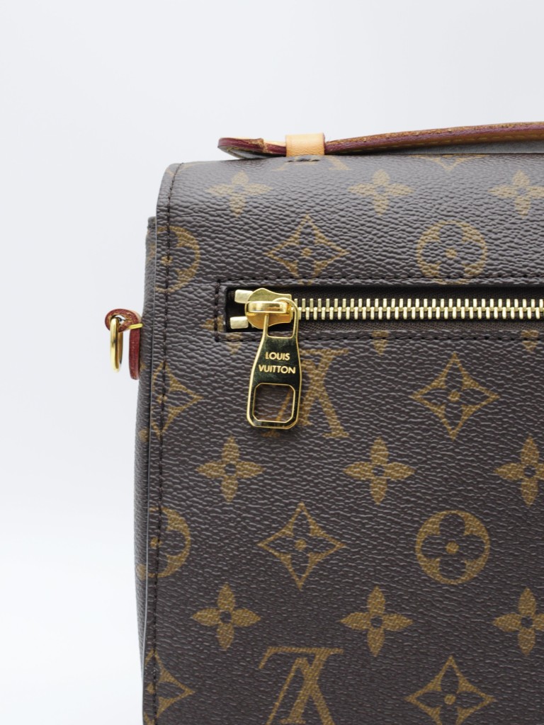 Louis Vuitton Pochette Metis torebka