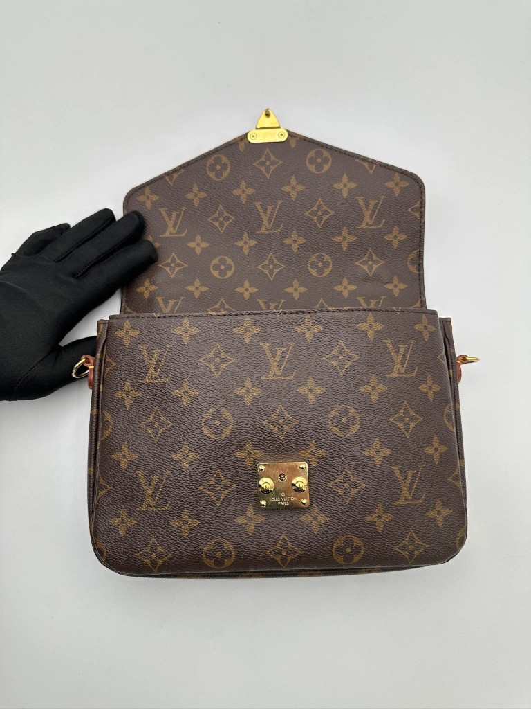 Louis Vuitton Pochette Metis torebka