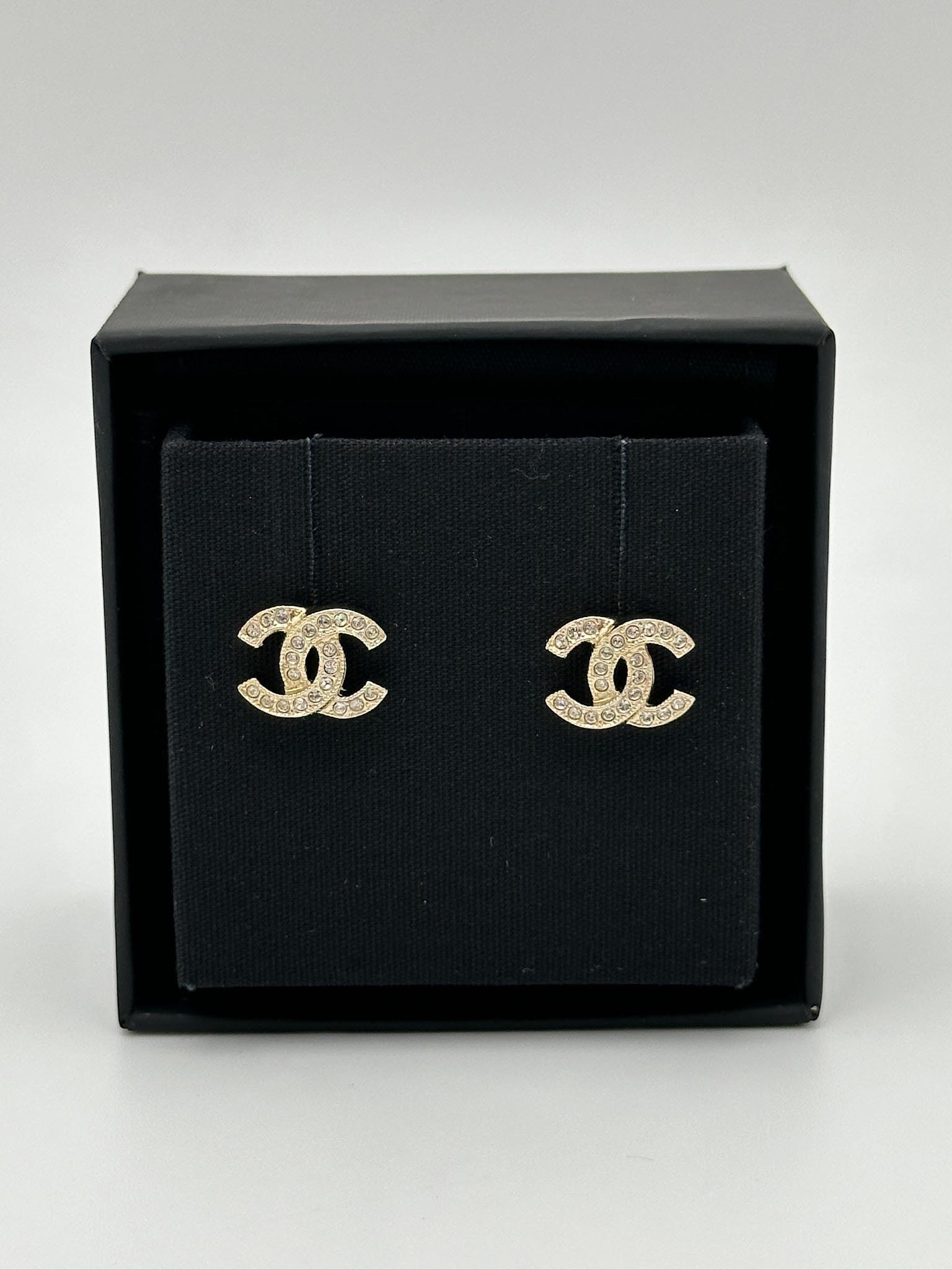 Kolczyki Chanel mini