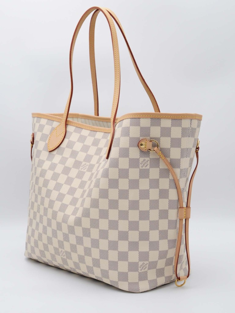 Louis Vuitton Neverfull MM bag