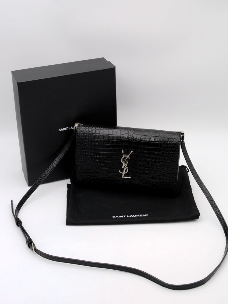 Saint Laurent Cassandra Envelope Wallet torebka