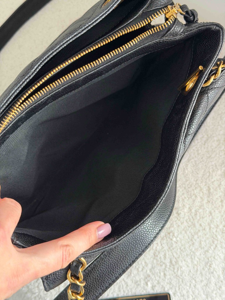 Chanel CC logo Chain Vintage Shoulder bag