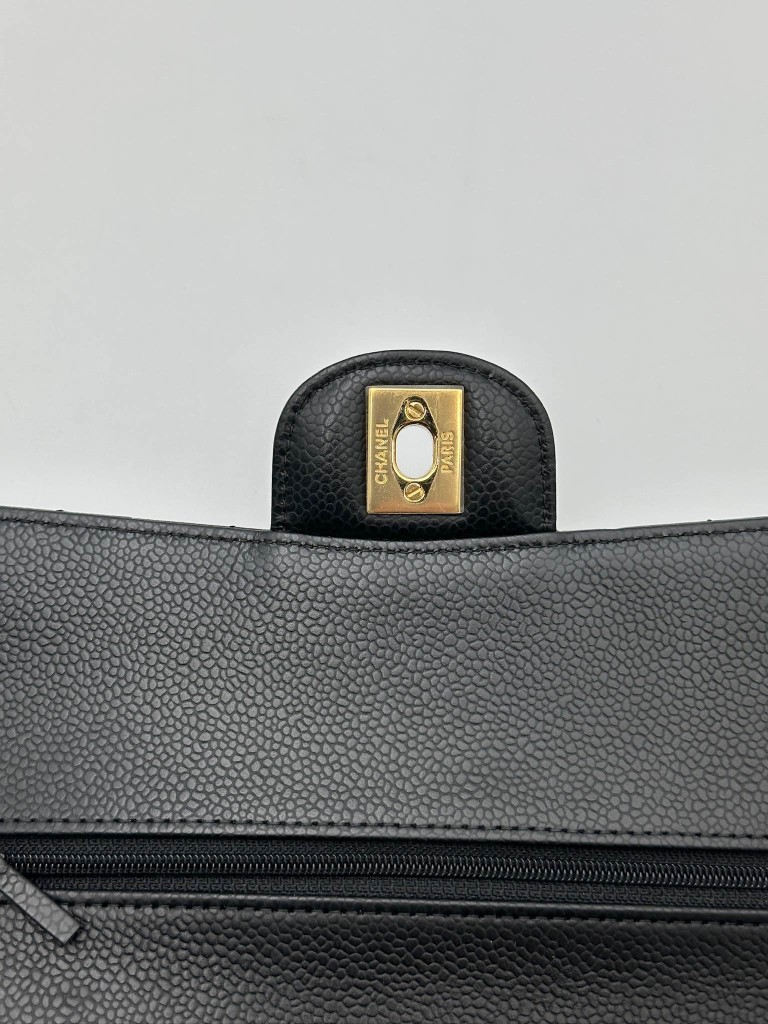 Chanel Classic Medium Double Flap torebka