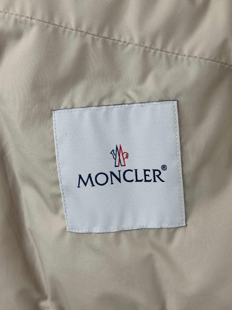 Moncler kurtka