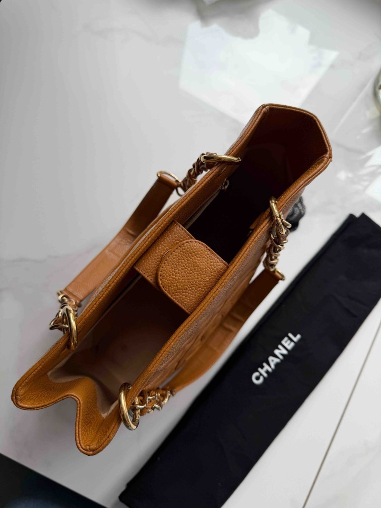 Chanel Petite Shopping Tote bag