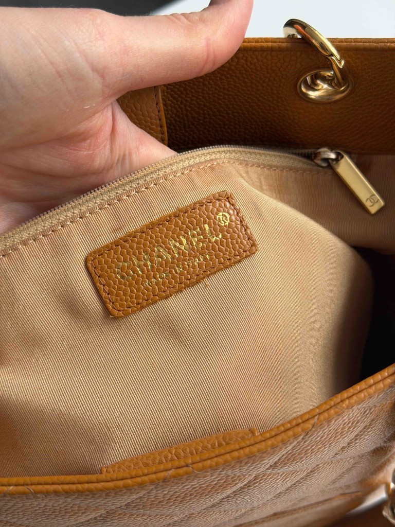 Torebka Chanel Petite Shopping Tote