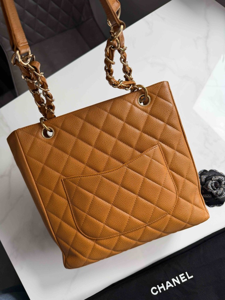 Chanel Petite Shopping Tote bag
