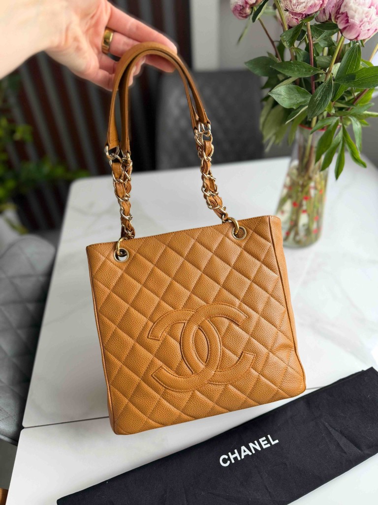 Chanel Petite Shopping Tote bag