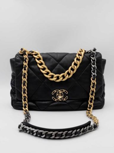 Chanel 19 Medium bag