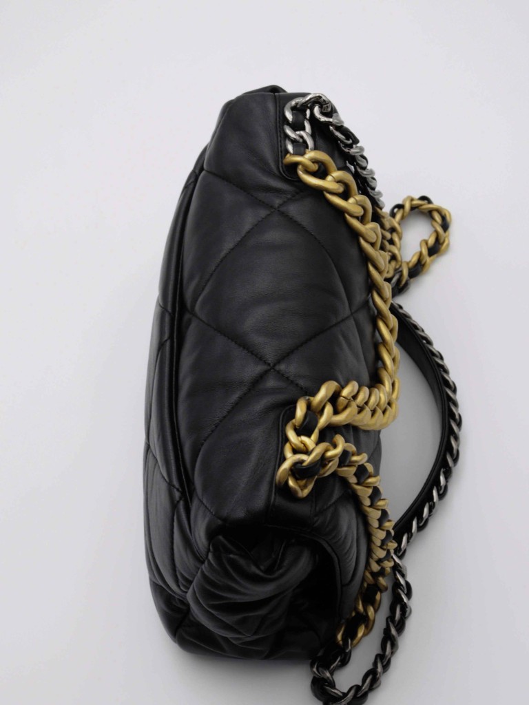 Chanel 19 Medium torebka