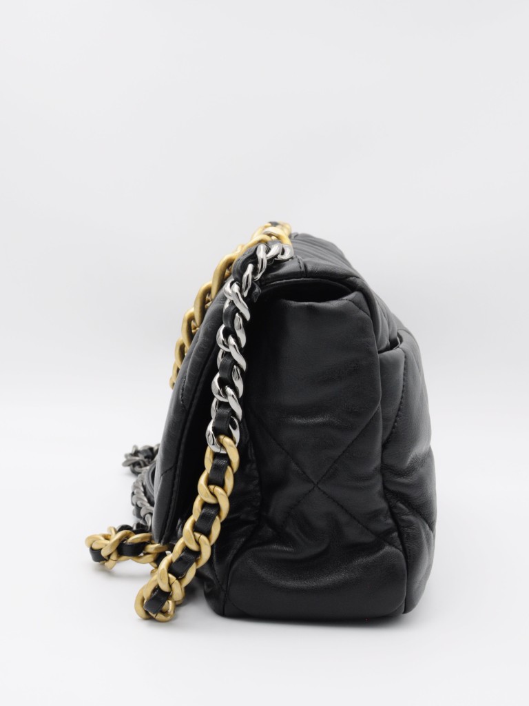 Chanel 19 Medium bag