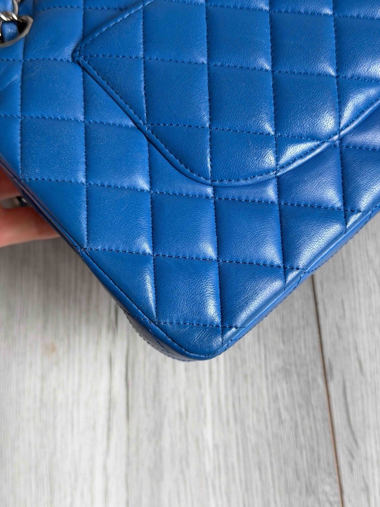 Chanel Classic Medium Double Flap torebka