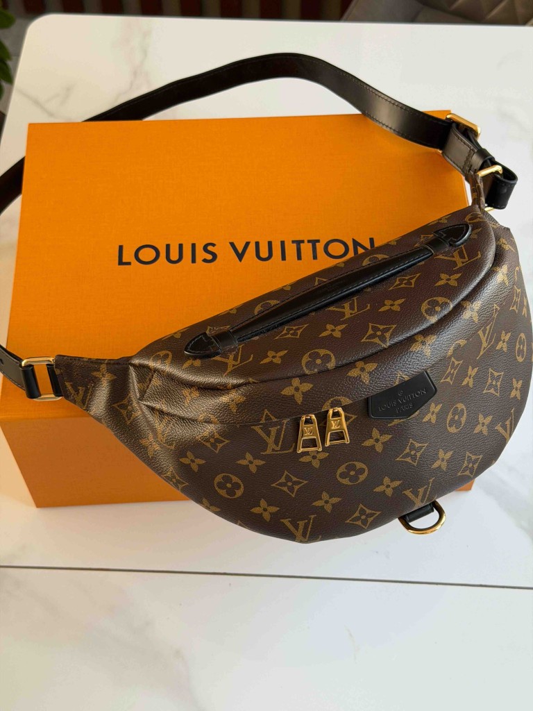 Louis Vuitton Monogram Canvas My LV World Tour Bumbag