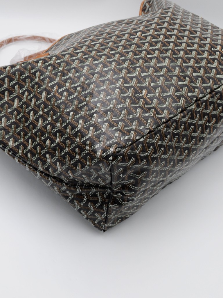 Goyard Saint Louis GM bag