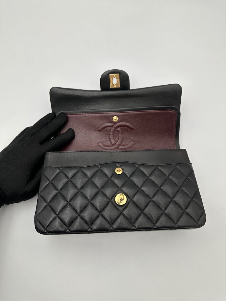 Chanel Classic Medium Double Flap torebka