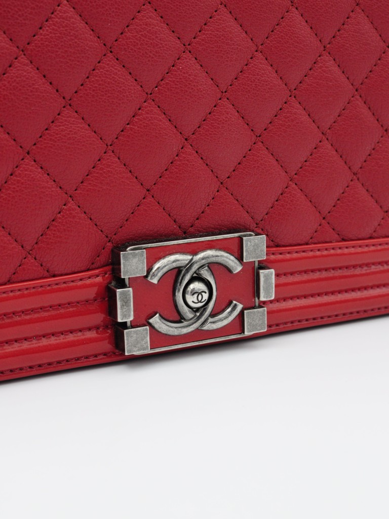 Chanel Boy New Medium bag