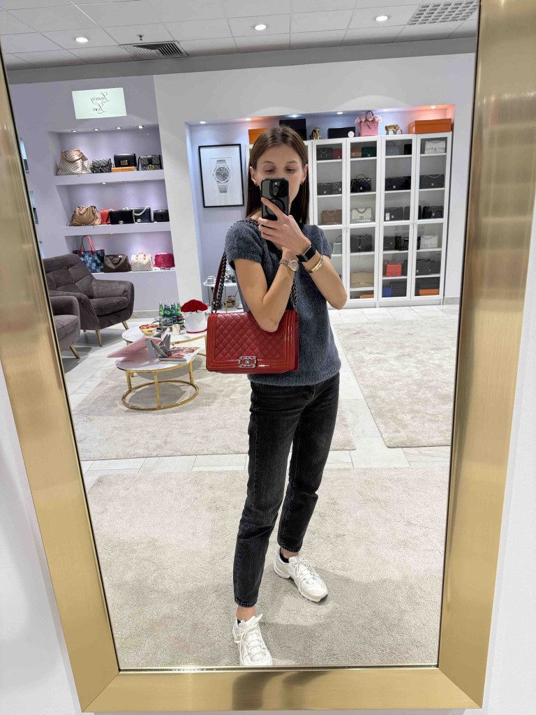 Chanel Boy New Medium bag