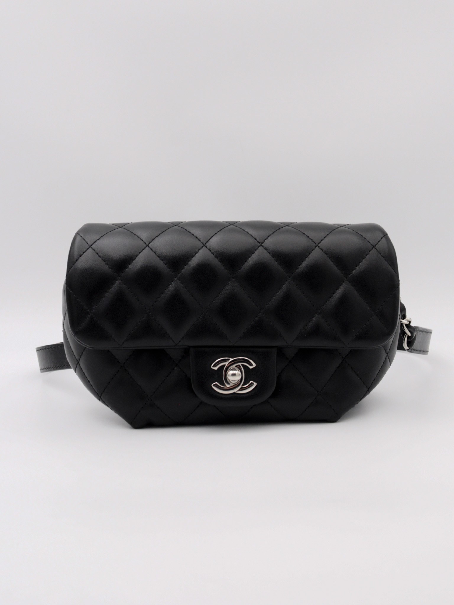 Chanel nerka Uniform