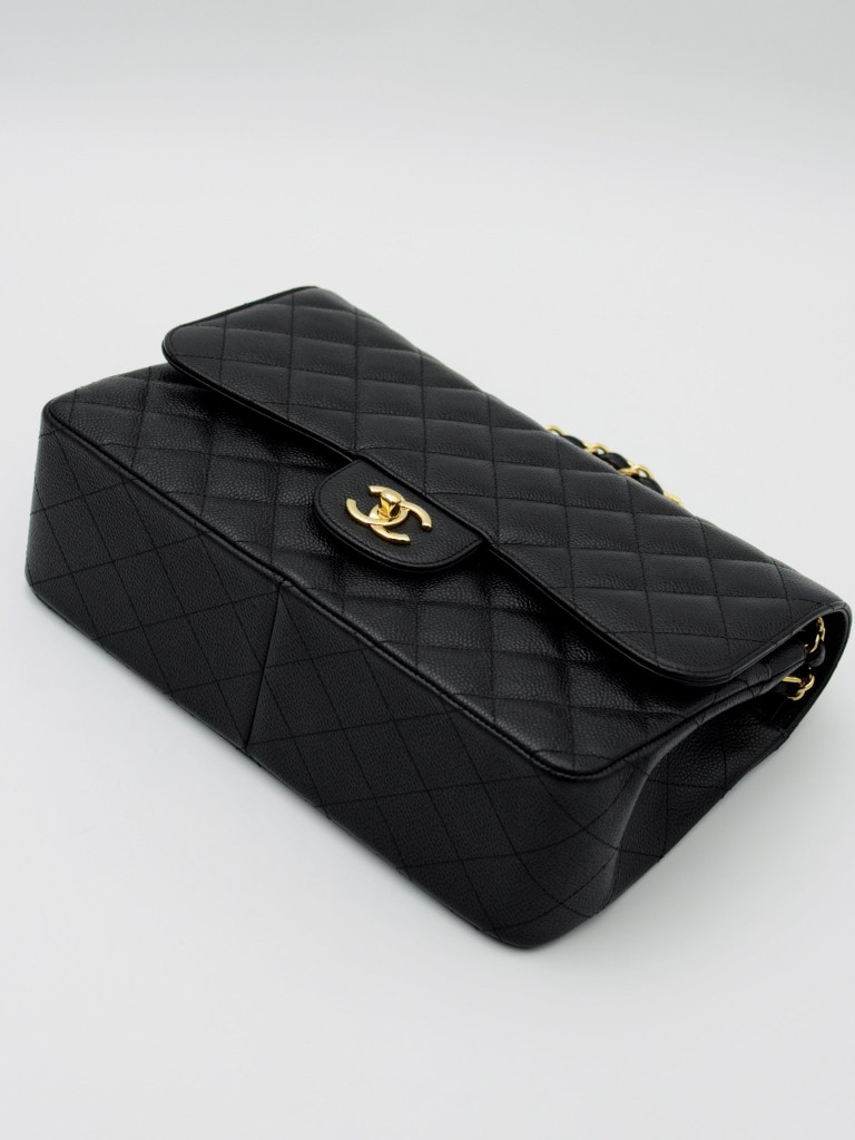 Chanel Classic Jumbo Double Flap bag