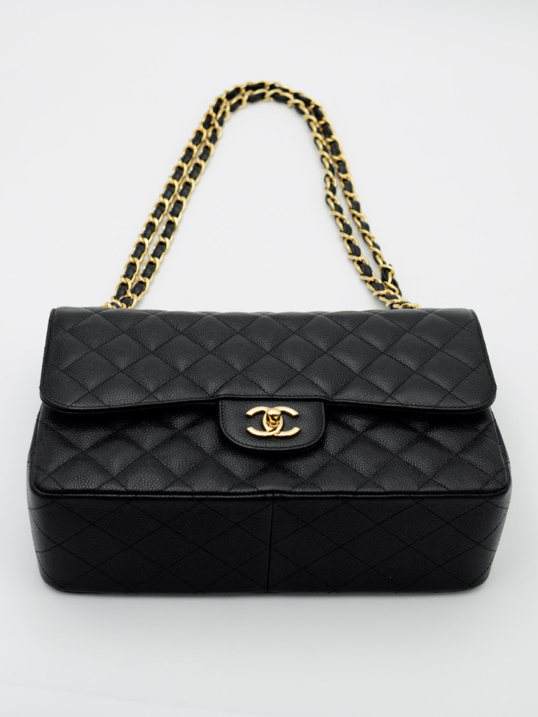 Chanel Classic Jumbo Double Flap bag