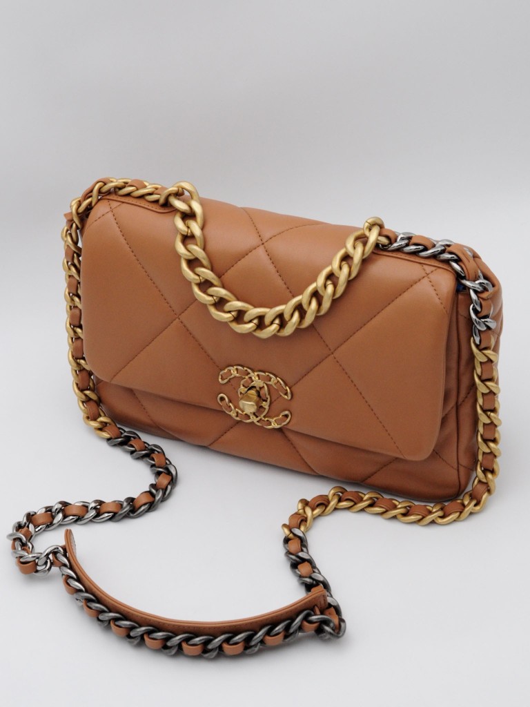 Chanel 19 Small torebka