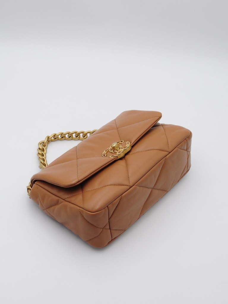 Chanel 19 Small bag