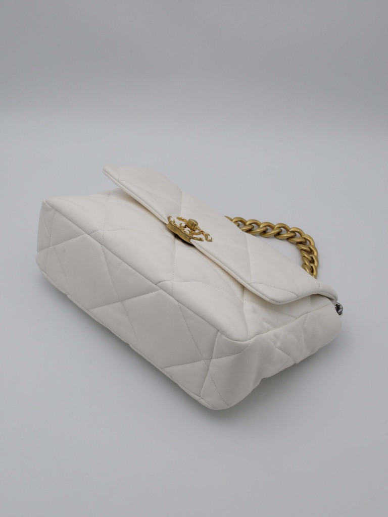 Chanel 19 Medium torebka