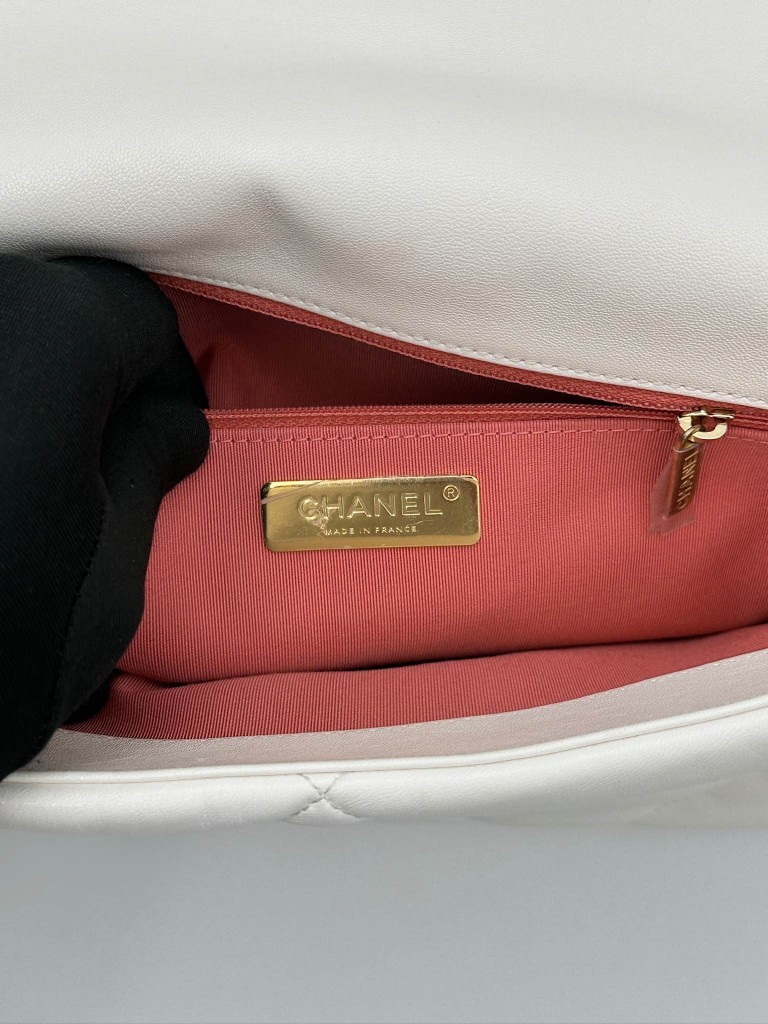 Chanel 19 Medium torebka