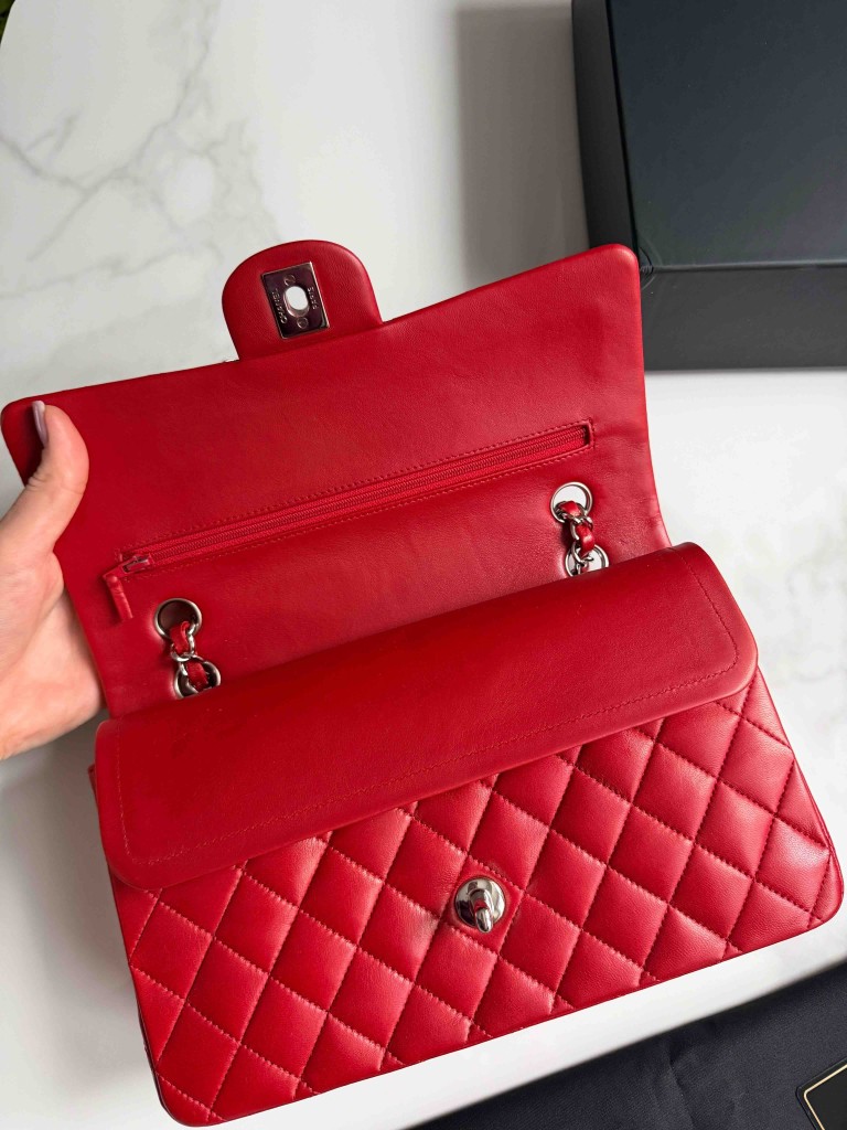Chanel Classic Medium Double Flap torebka