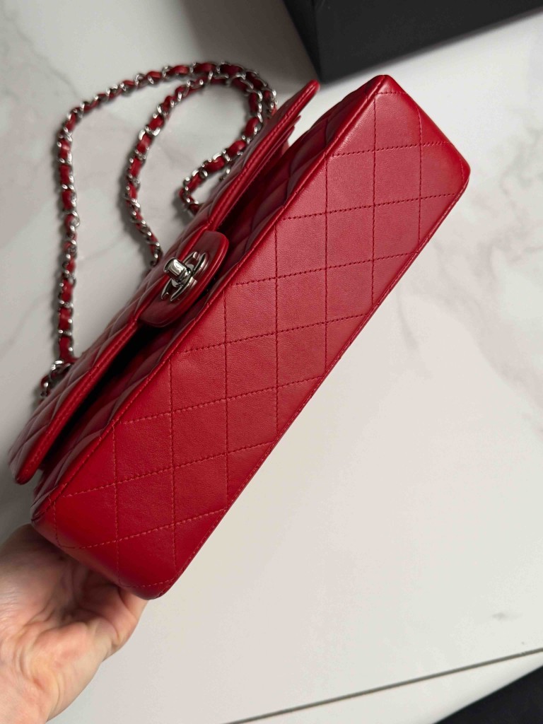 Chanel Classic Medium Double Flap torebka