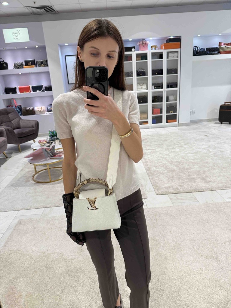 Louis Vuitton Capucines Mini torebka
