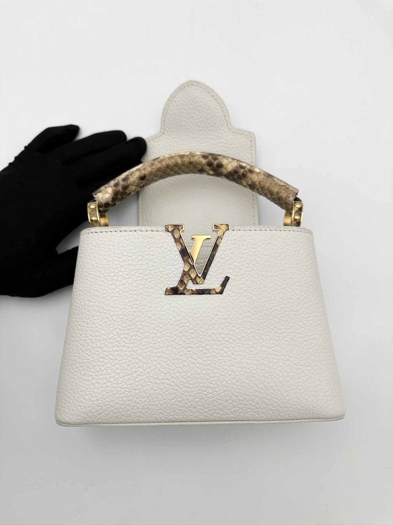 Louis Vuitton Capucines Mini torebka