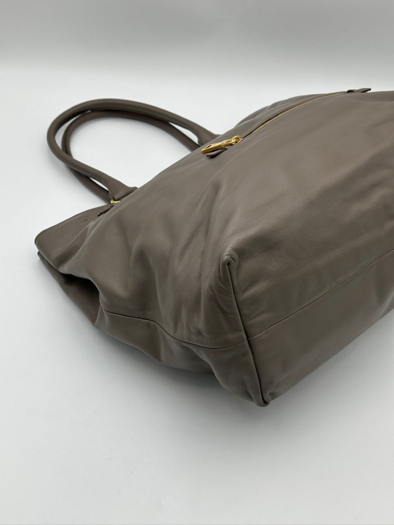 Prada Vitello torebka